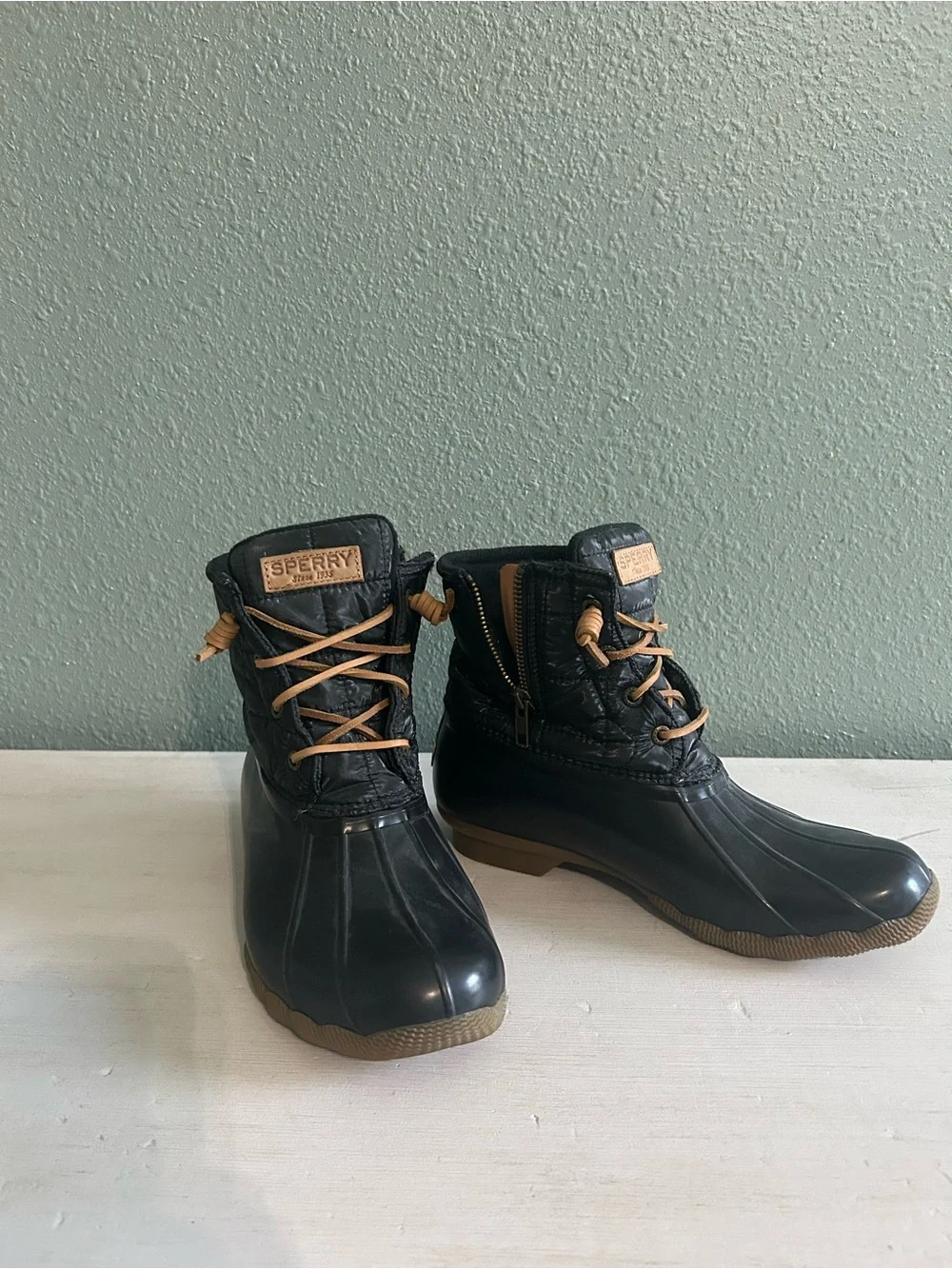 Sperry Top-Sider Saltwater Duck Boot -  Black Women’s Size 8.5